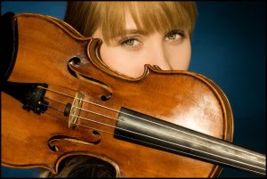Alicja Smietana – violin, Sascha Bota – viola, Ashok Klouda - cello Alicja Smietana – violin, Sascha Bota – viola, Ashok Klouda - cello